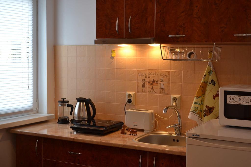 Victoria Studio Bucureşti Cameră foto