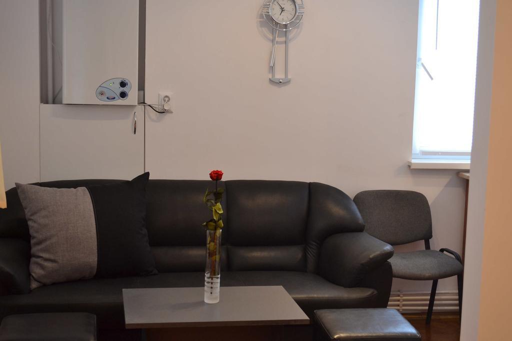 Victoria Studio Bucureşti Cameră foto